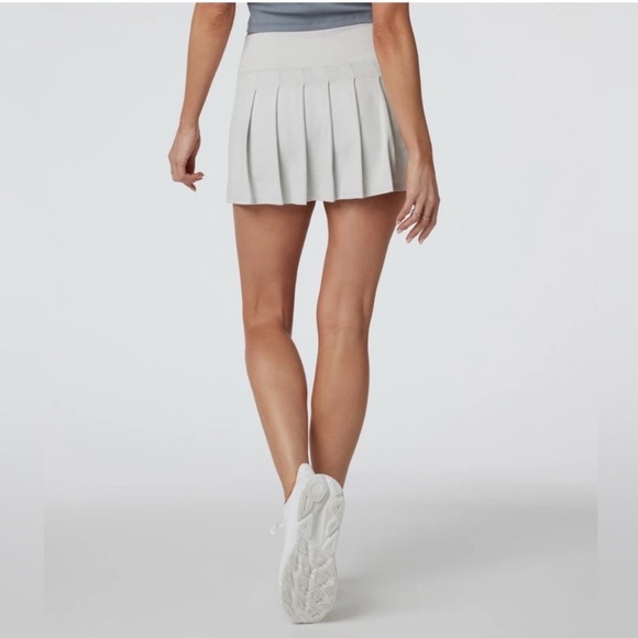 Vuori Halo Performance Skirt Salt Heather Medium - Picture 2 of 10